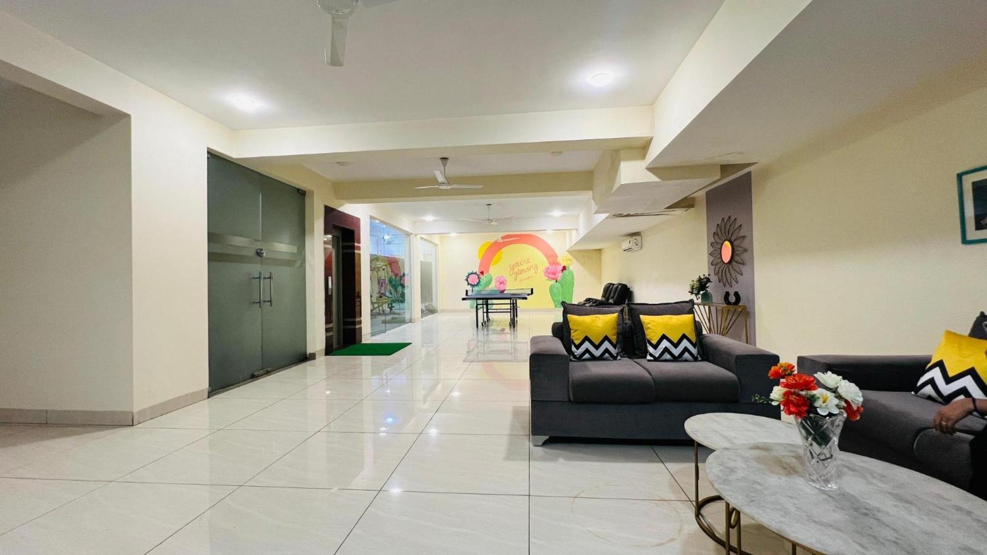 Bluo Studio2 Golf Course Road - Gym, Terrace Garden Gurgaon Zewnętrze zdjęcie